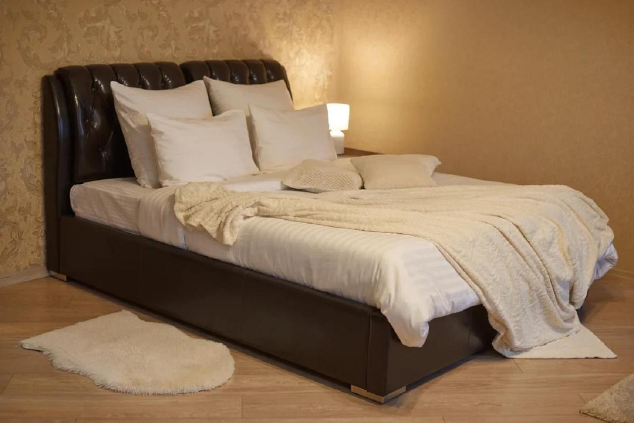Paulmarie Apartments On Prs. Lenina, 51 ホメリ エクステリア 写真